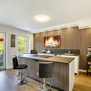 George Apartment